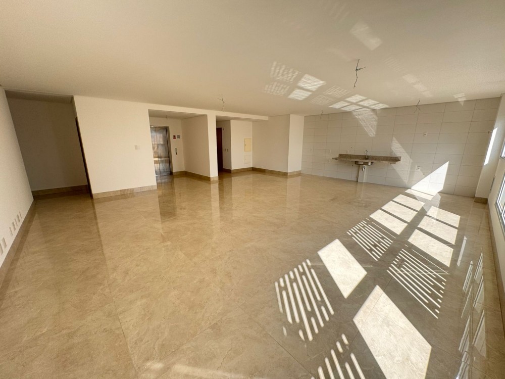 Apartamento 4 suítes novo no Skygarden Marista