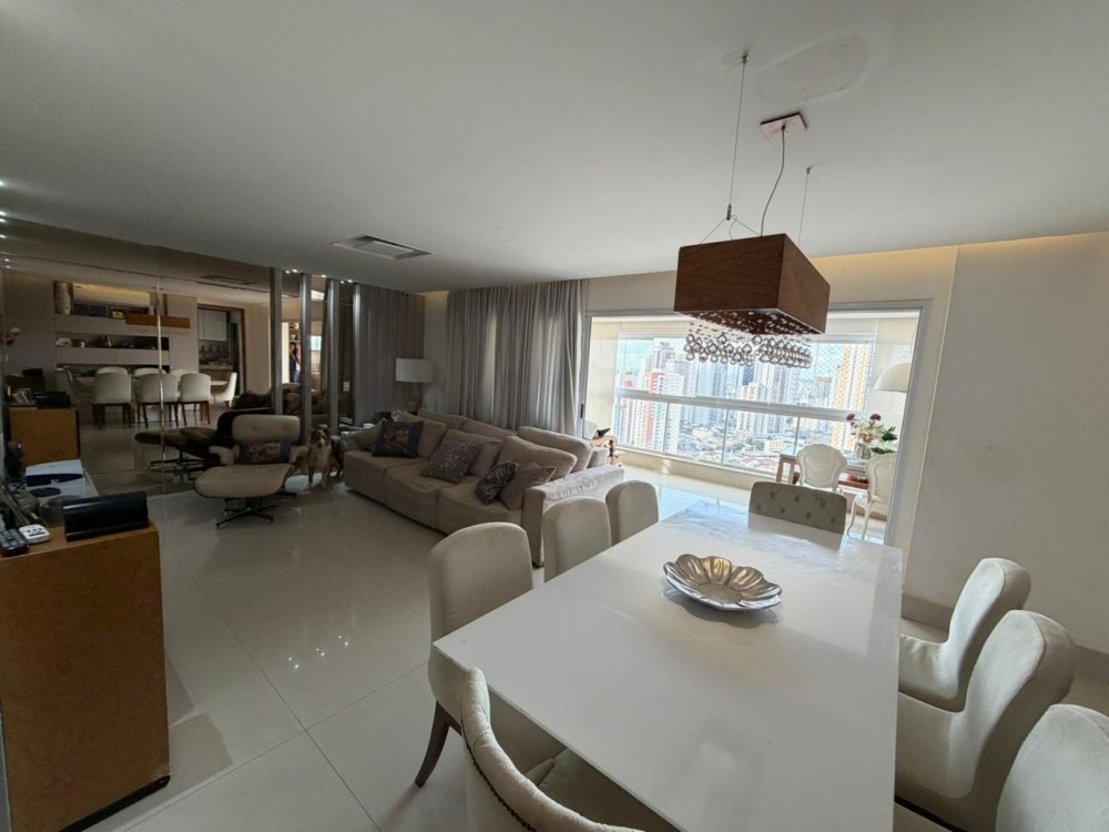 Apartamento 3 suítes no Mundi Square no Setor Marista